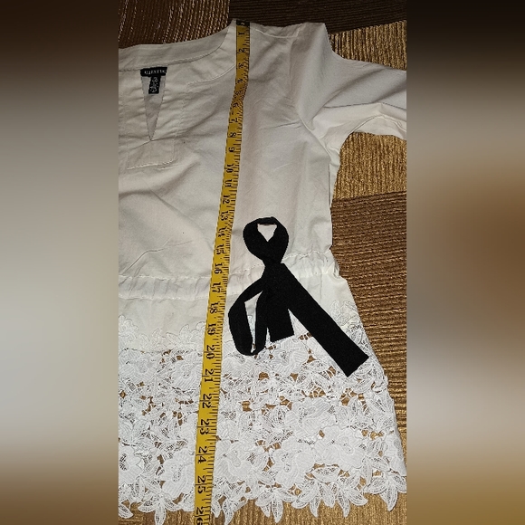 NWT Ellen Tracy Stretch Blouse (M) - Picture 6 of 8